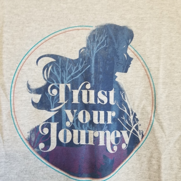 Disney Frozen 2 Princess Anna Trust your Journey Forest Graphic Tee Shirt New - Picture 5 of 7